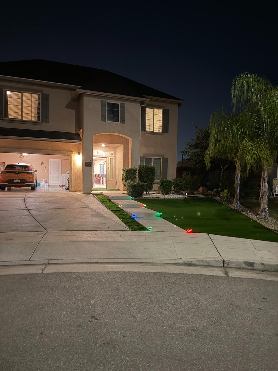 1616 N Delbert Ave, Fresno, CA 93722