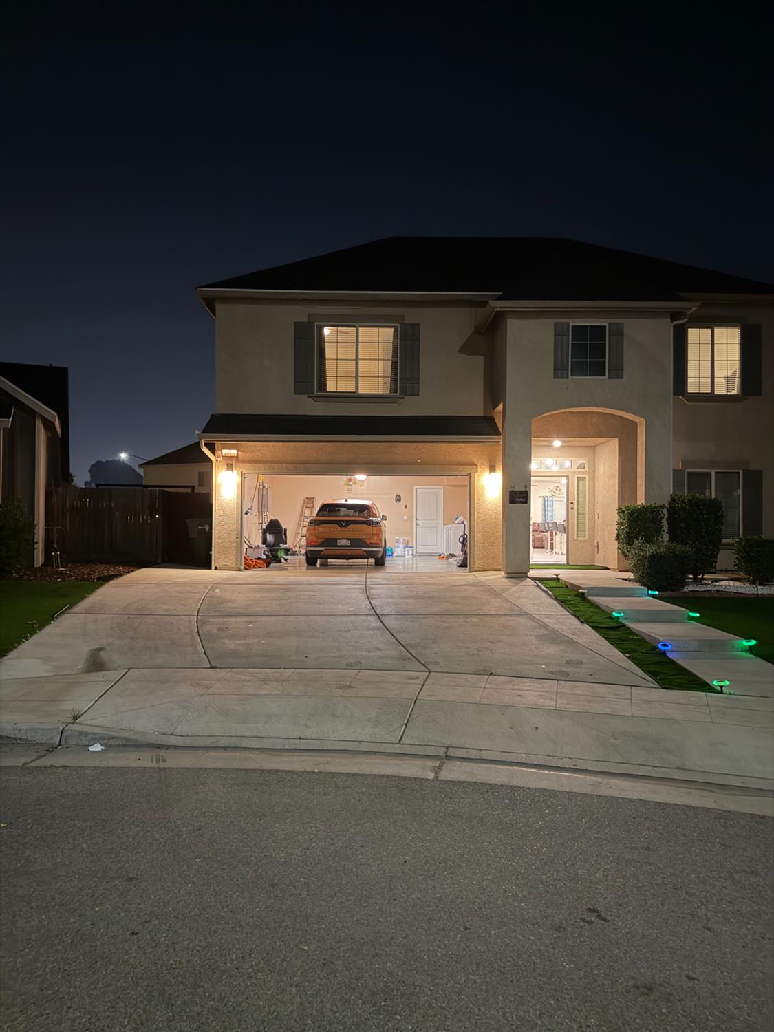 1616 N Delbert Ave, Fresno, CA 93722