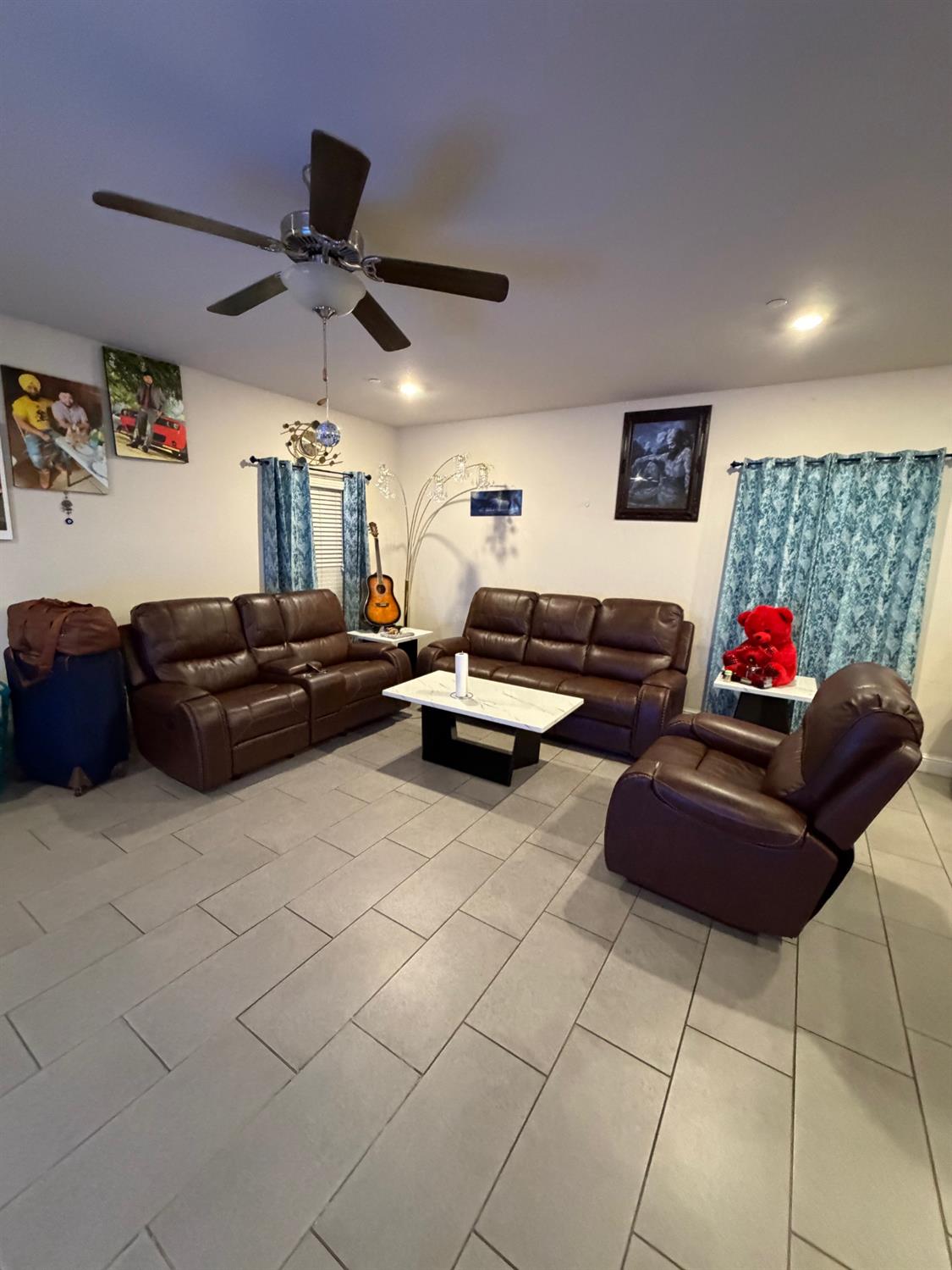 1616 N Delbert Ave, Fresno, CA 93722