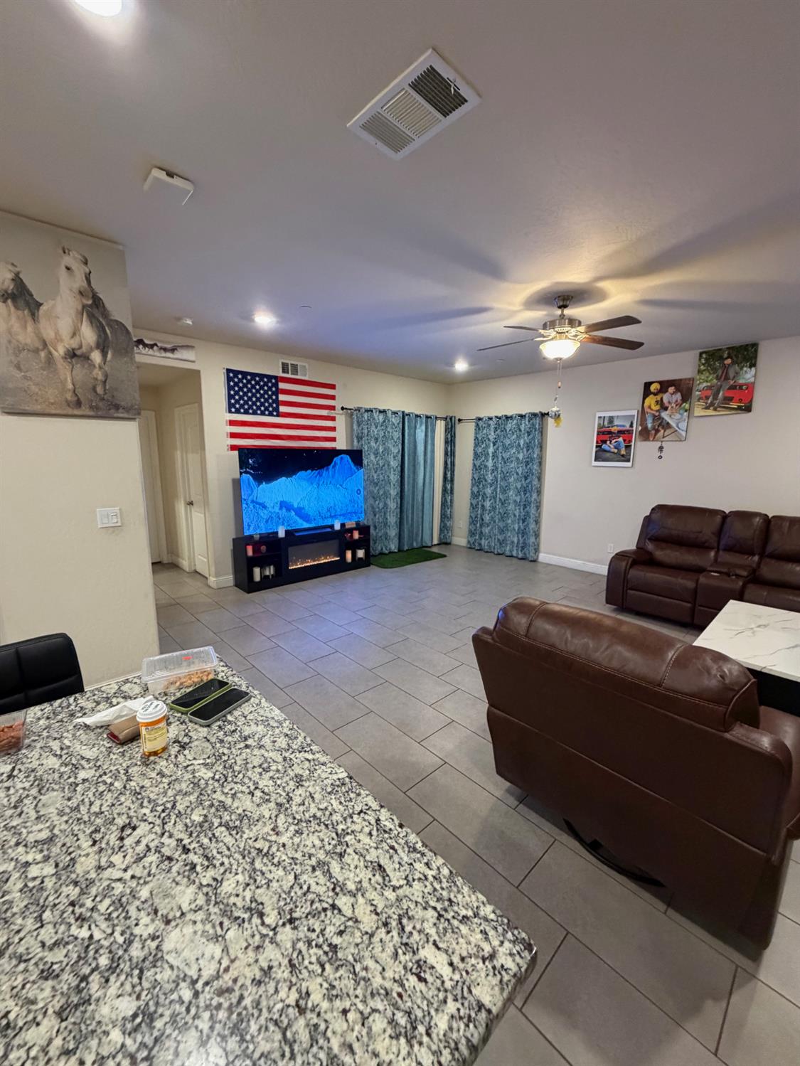 1616 N Delbert Ave, Fresno, CA 93722