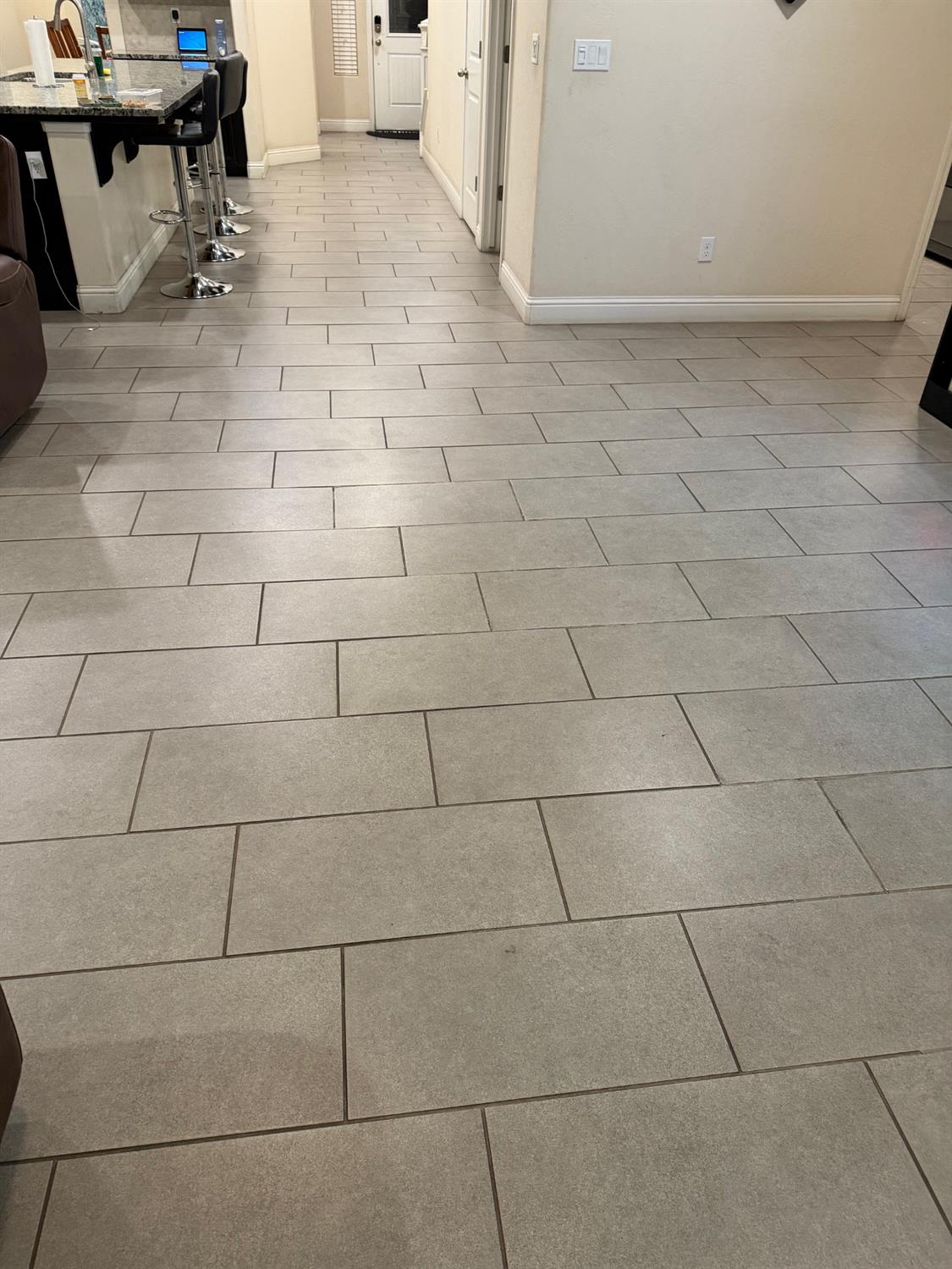 1616 N Delbert Ave, Fresno, CA 93722