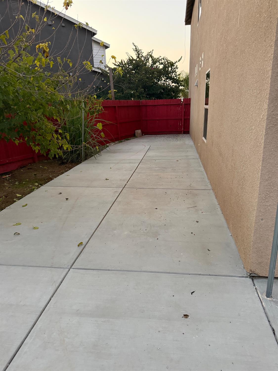 1616 N Delbert Ave, Fresno, CA 93722