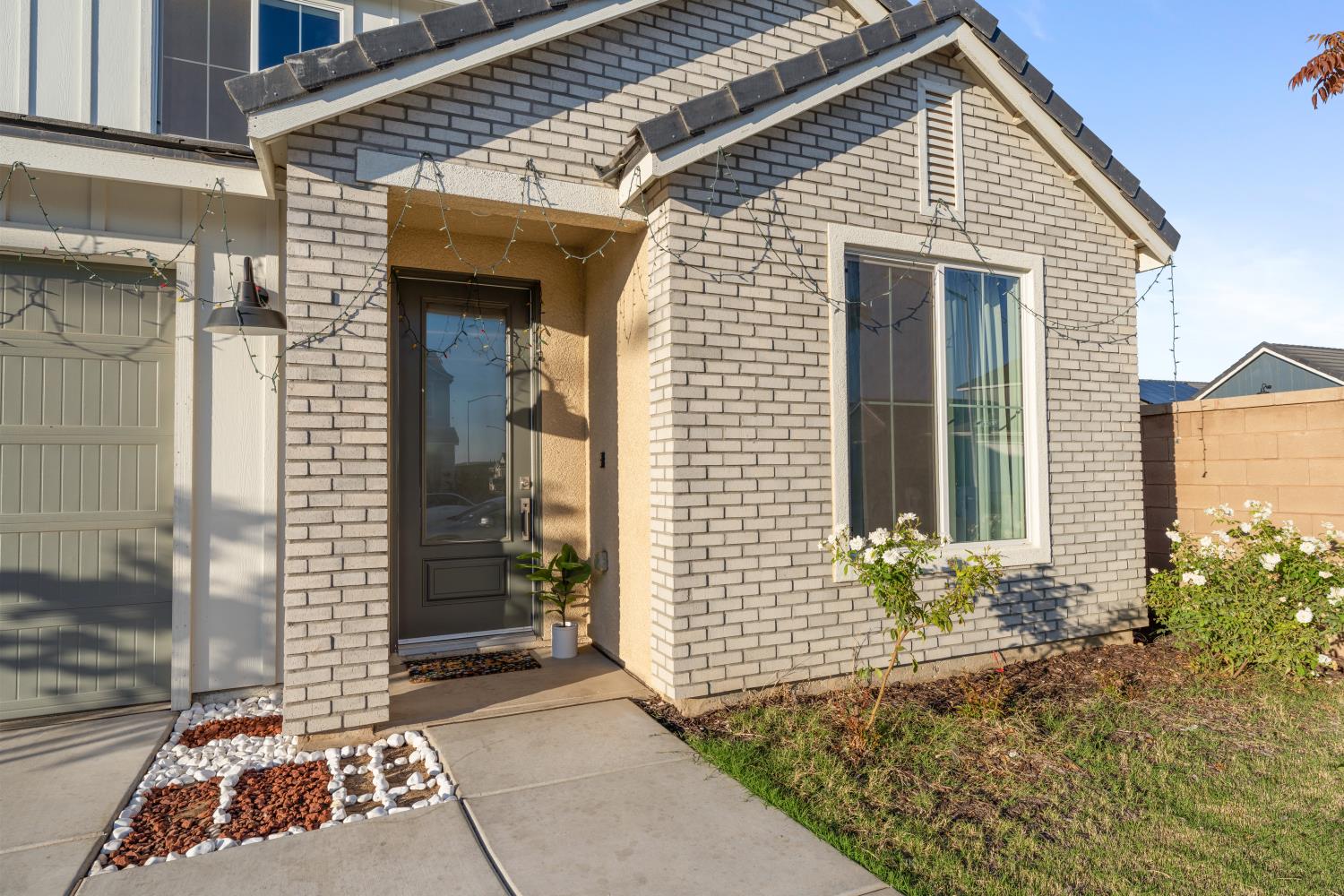 7020 W Holland Ave, Fresno, CA 93723