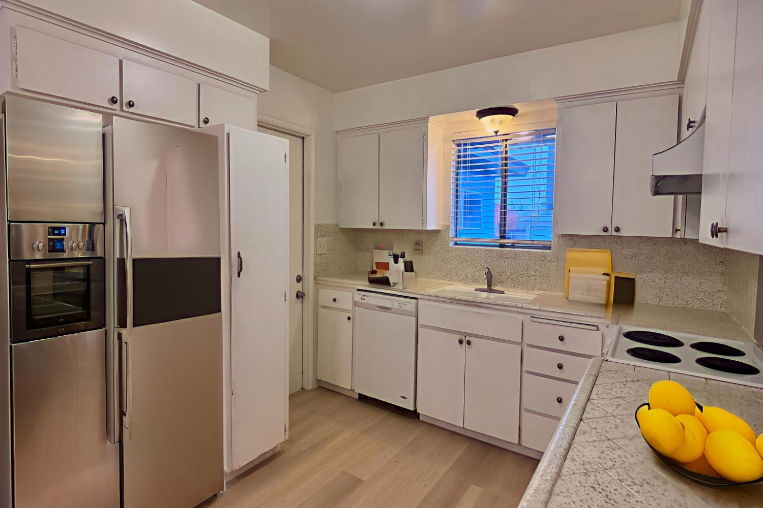 1478 E Magill Ave, Fresno, CA 93710