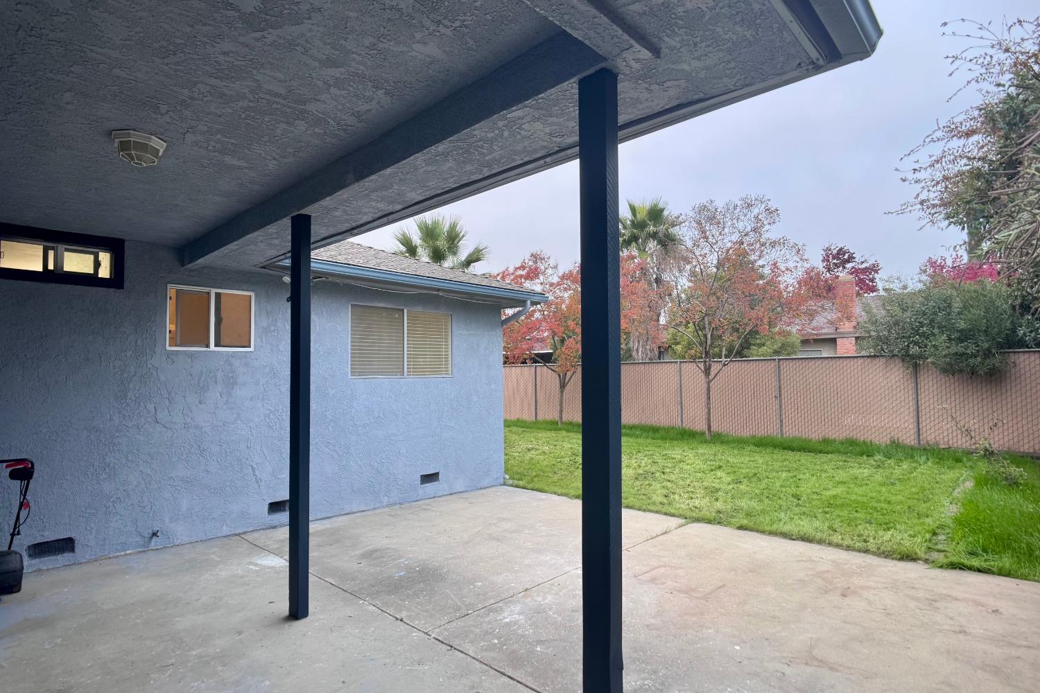 1478 E Magill Ave, Fresno, CA 93710