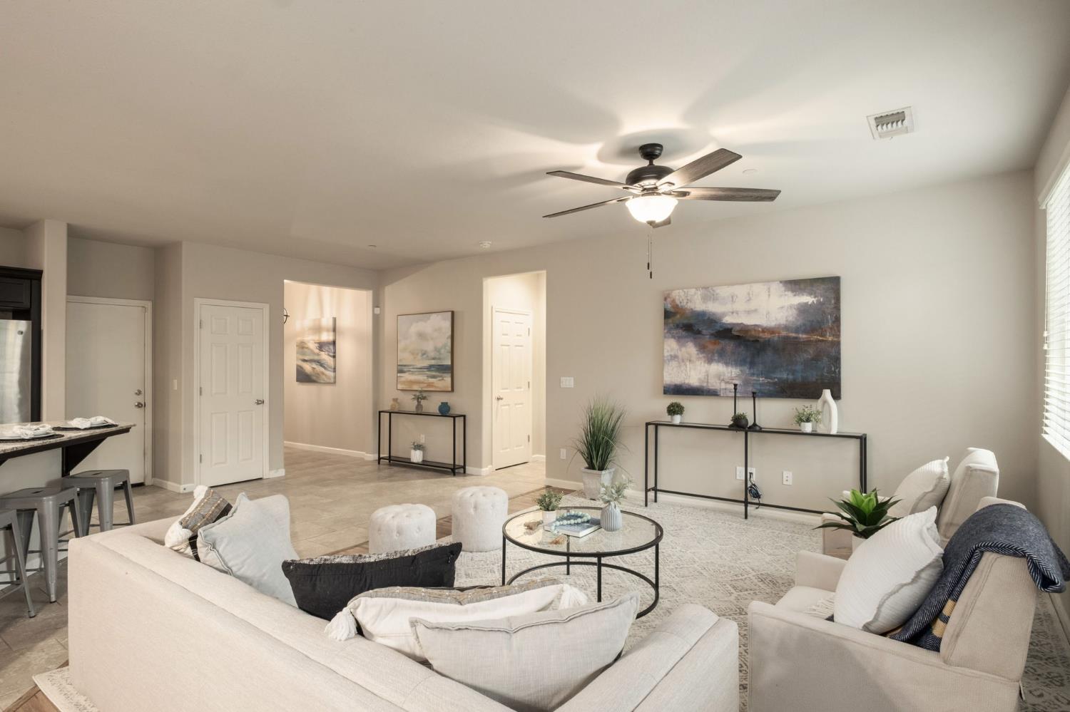 3448 El Molino Ave, Clovis, CA 93619