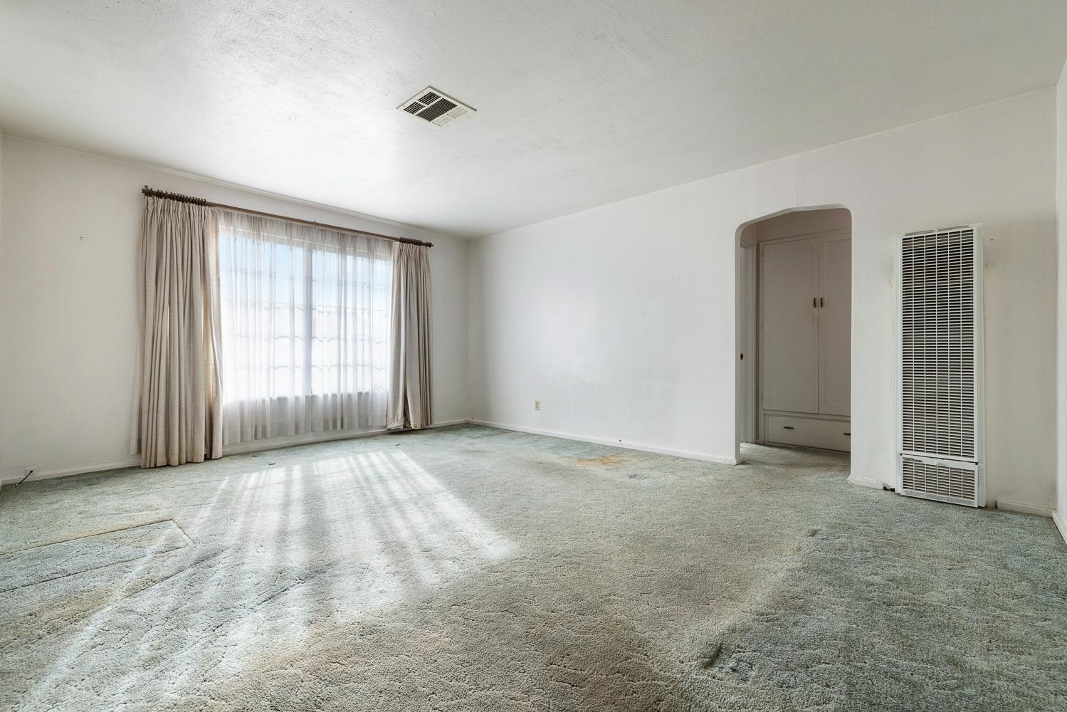 183 Harrison St., Coalinga, CA 93210