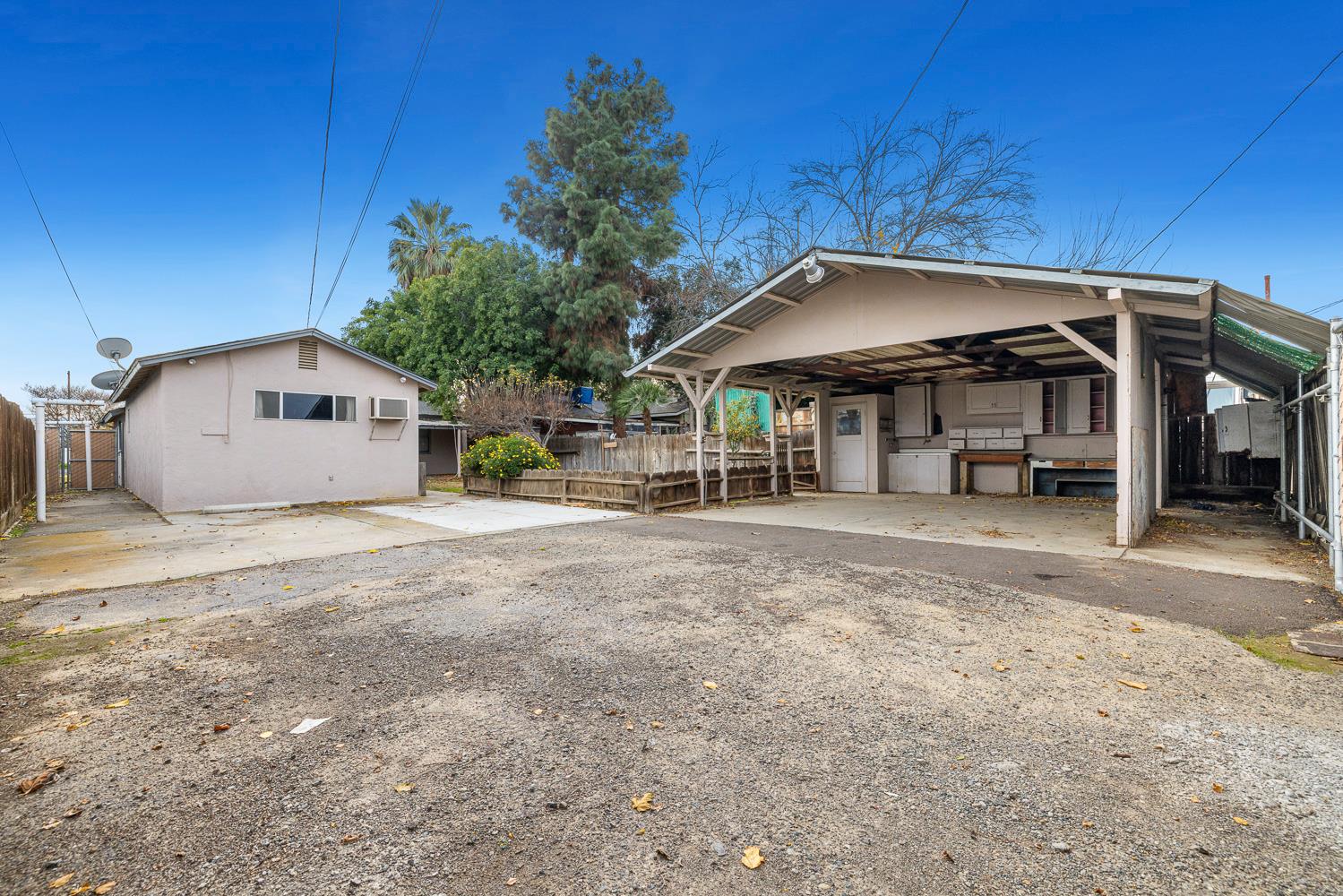 183 Harrison St., Coalinga, CA 93210