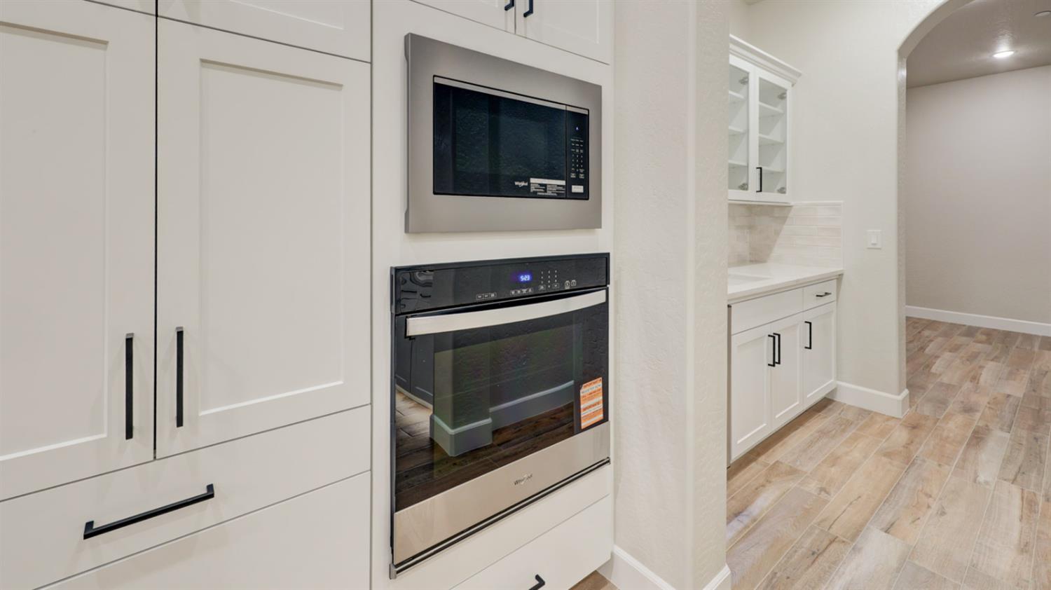 1644 N Blackwood Ave, Clovis, CA 93619