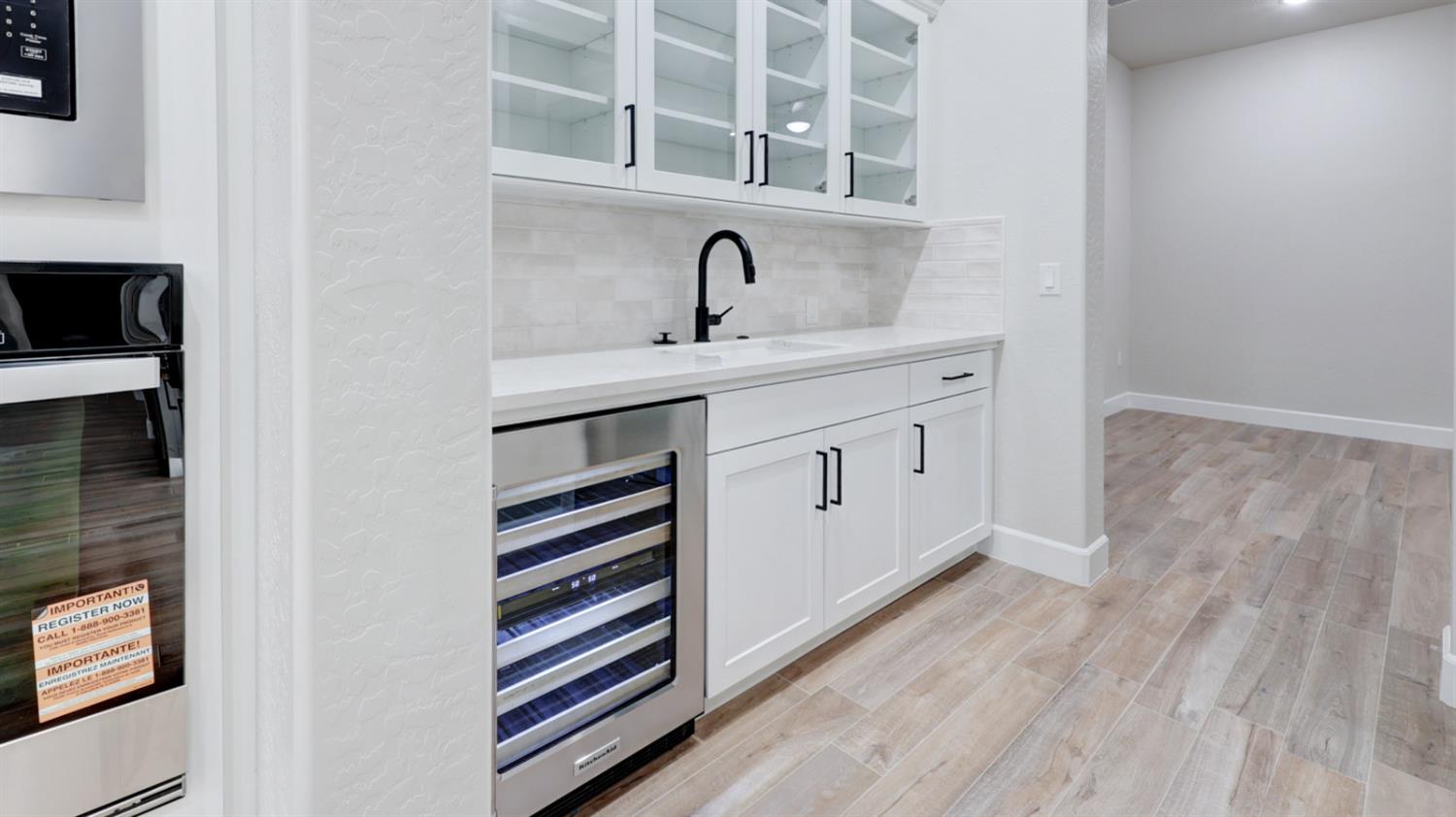 1644 N Blackwood Ave, Clovis, CA 93619