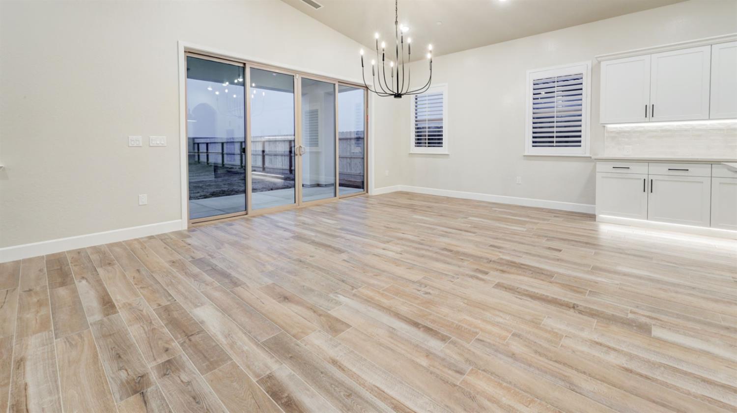 1644 N Blackwood Ave, Clovis, CA 93619