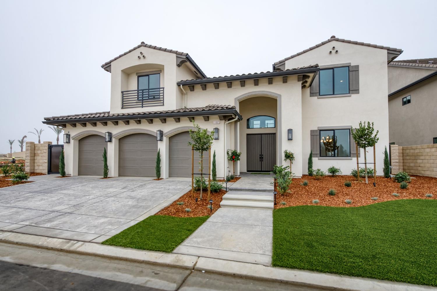 11637 N Trevino Ln, Fresno, CA 93730