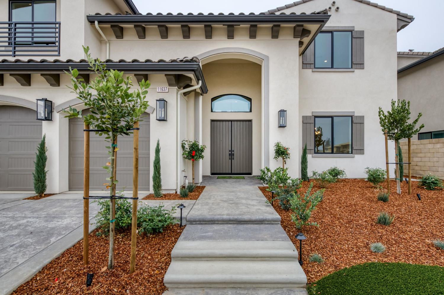 11637 N Trevino Ln, Fresno, CA 93730