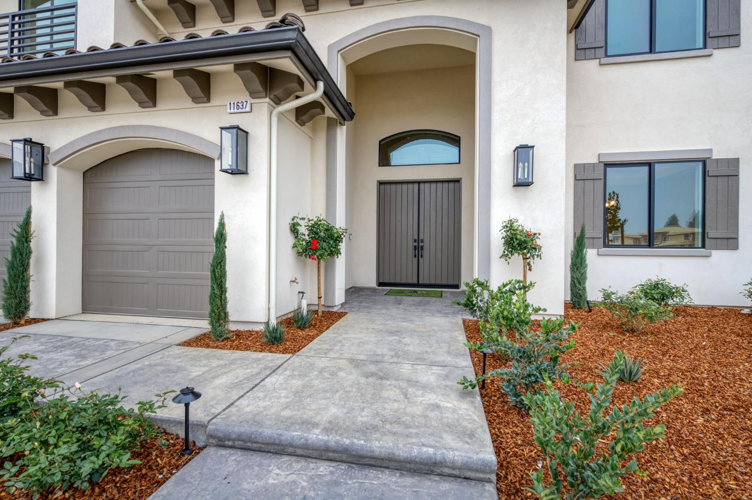 11637 N Trevino Ln, Fresno, CA 93730