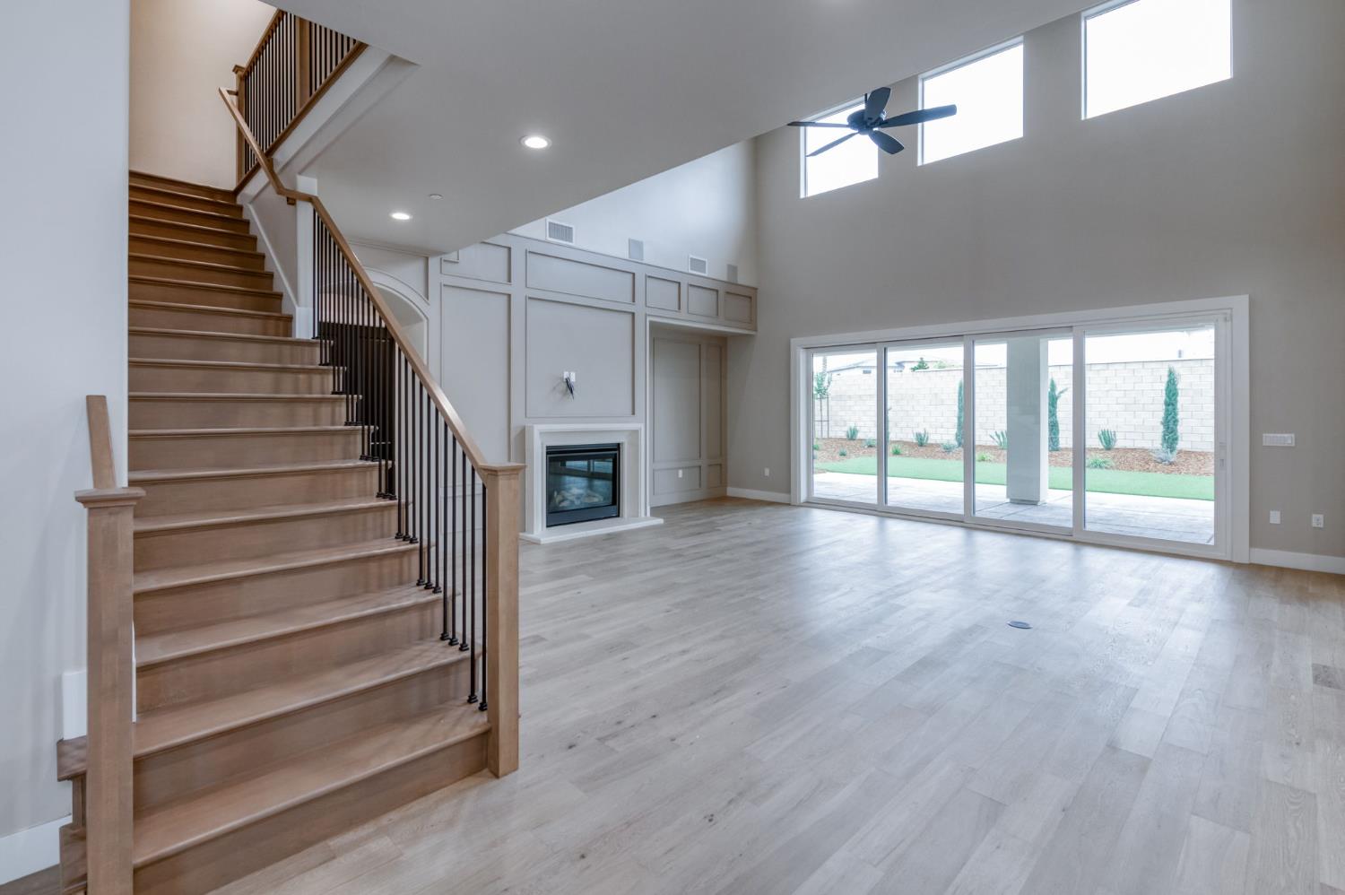 11637 N Trevino Ln, Fresno, CA 93730