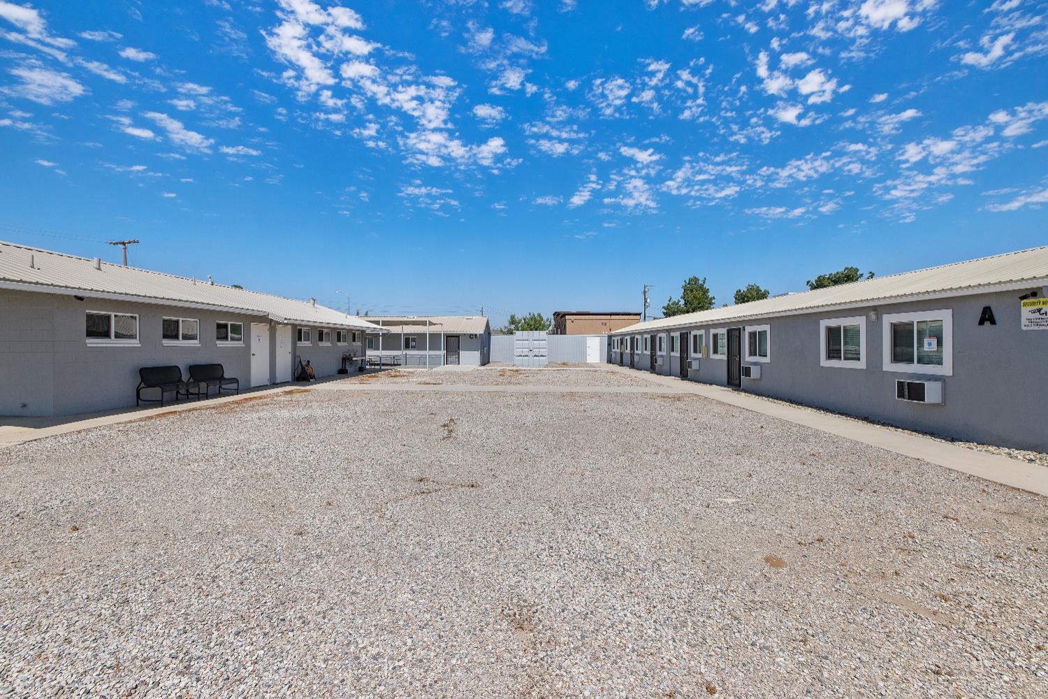 638 W Kern, Dinuba, CA 93618