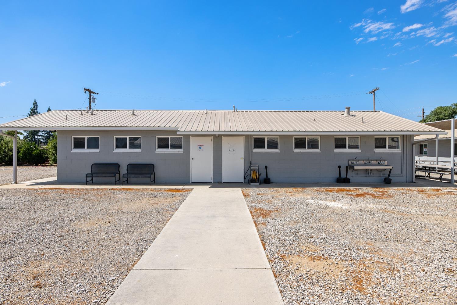 638 W Kern, Dinuba, CA 93618