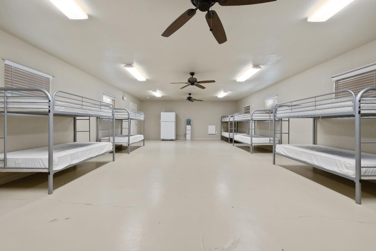 638 W Kern, Dinuba, CA 93618