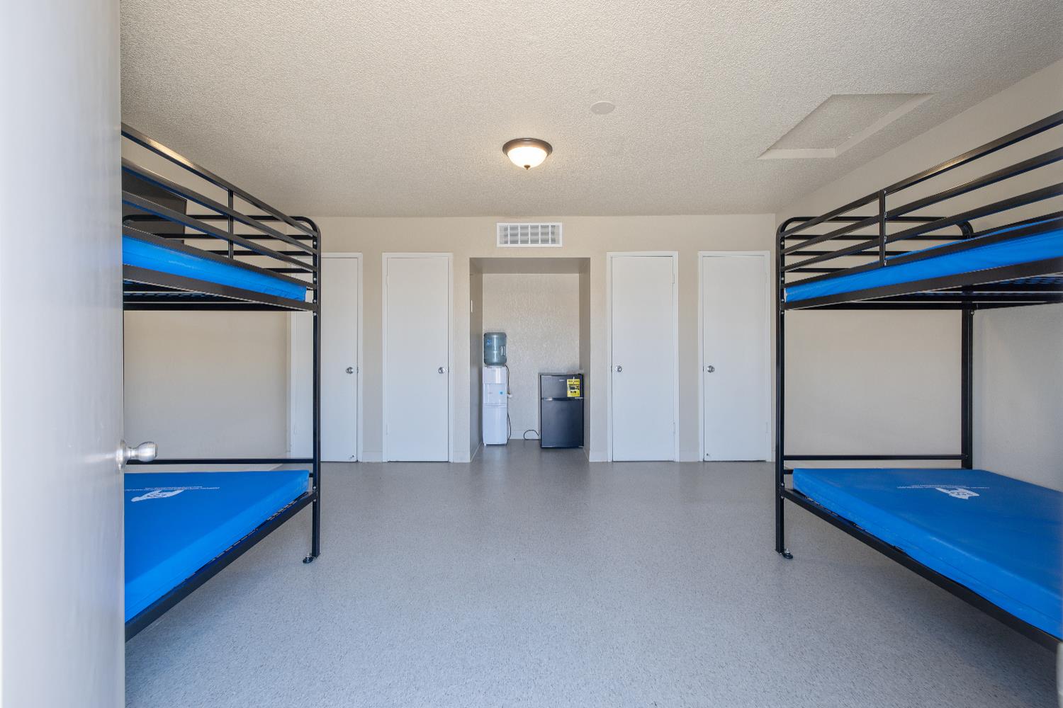 638 W Kern, Dinuba, CA 93618