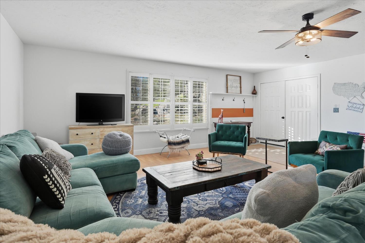 31083 Moccassin Ct, Coarsegold, CA 93614