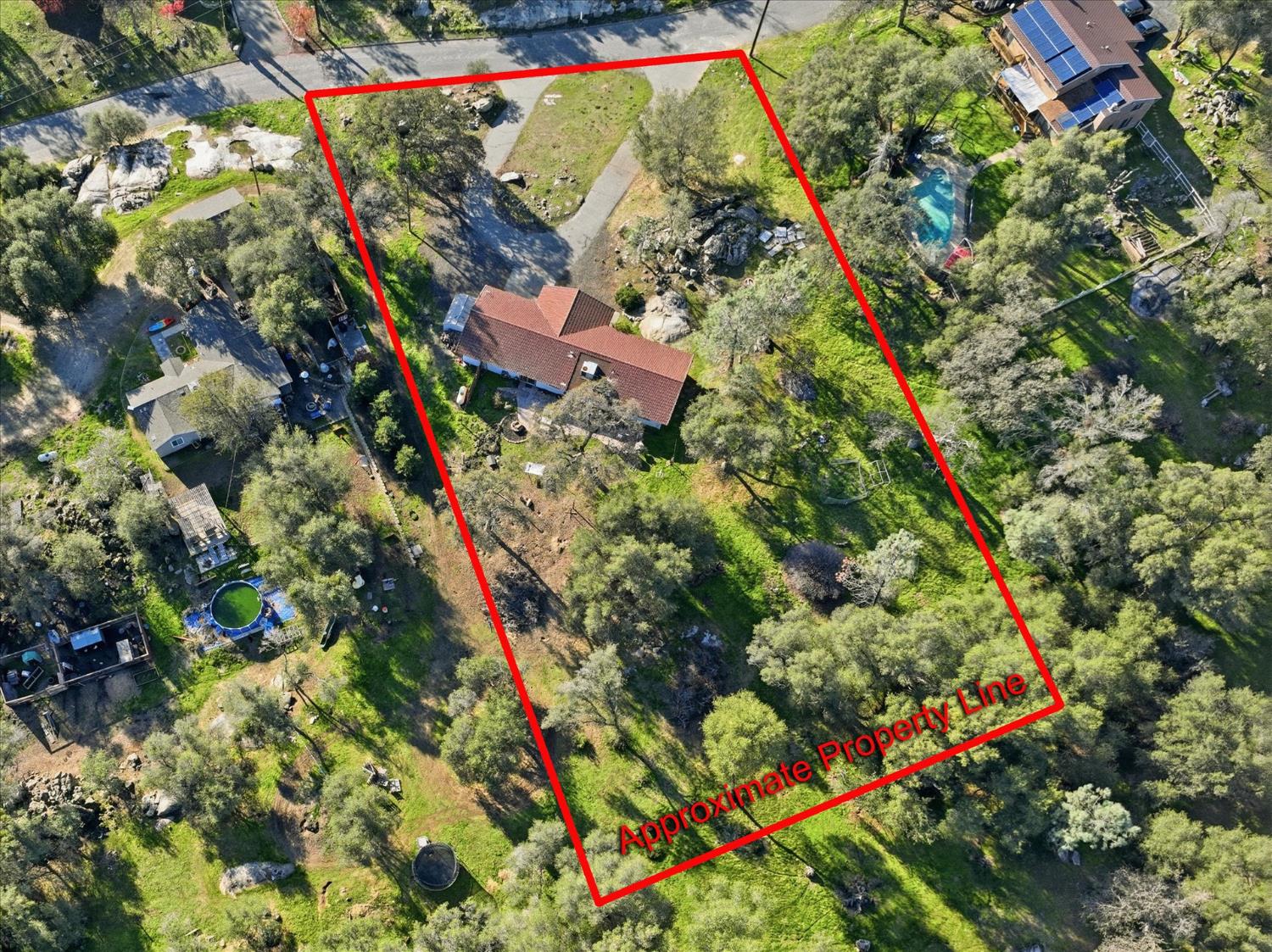 31083 Moccassin Ct, Coarsegold, CA 93614