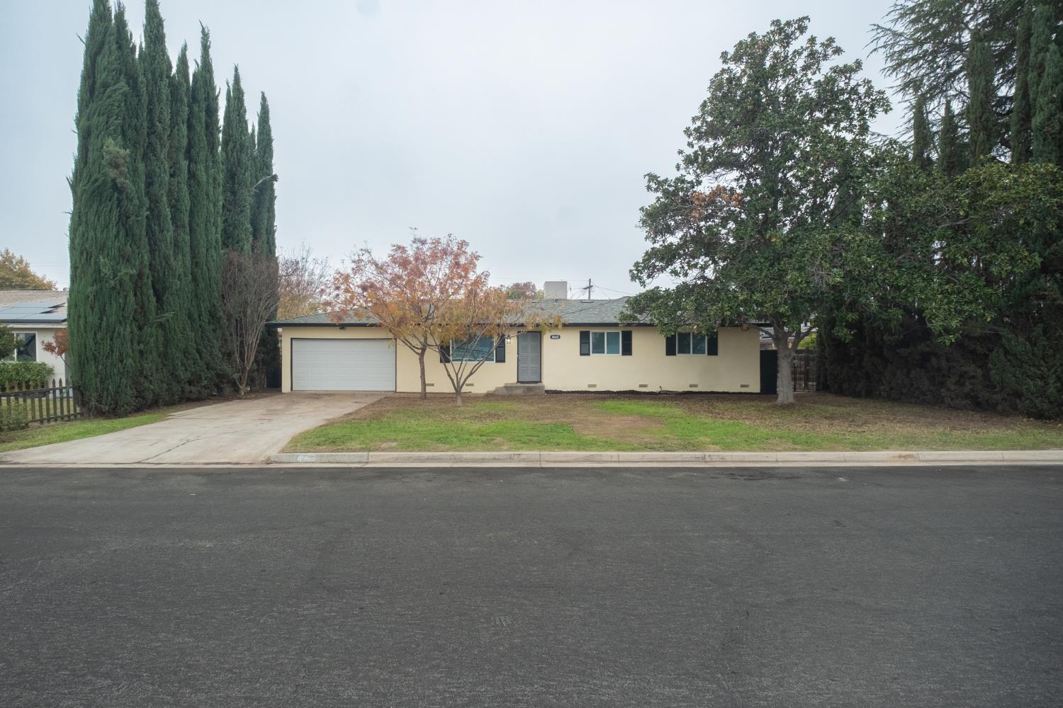 4065 N Eddy Ave, Fresno, CA 93727
