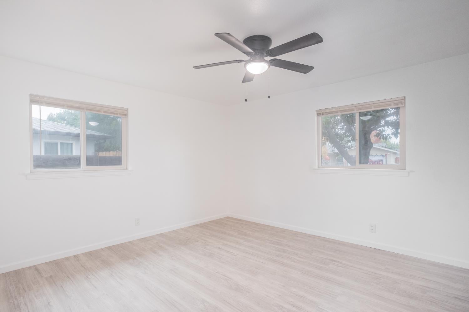 4065 N Eddy Ave, Fresno, CA 93727