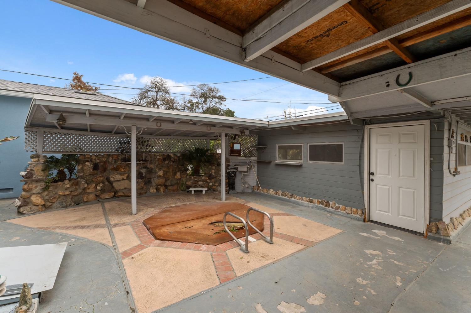 1329 E Princeton Ave, Fresno, CA 93704