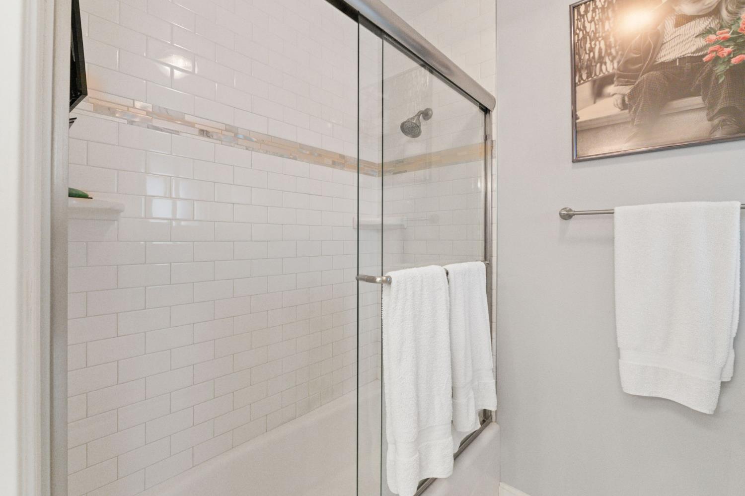 5355 Poinsetta Ave, Clovis, CA 93619