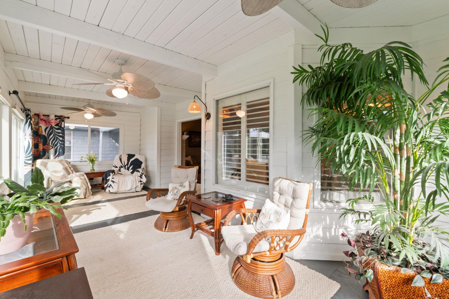 5355 Poinsetta Ave, Clovis, CA 93619