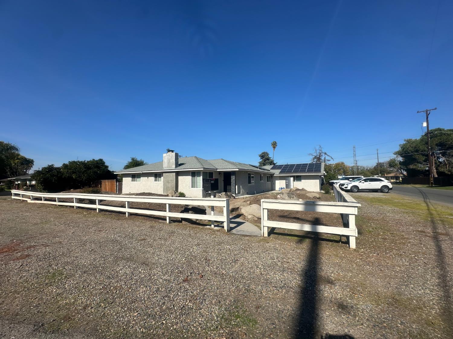 5545 E Washington Ave, Fresno, CA 93727