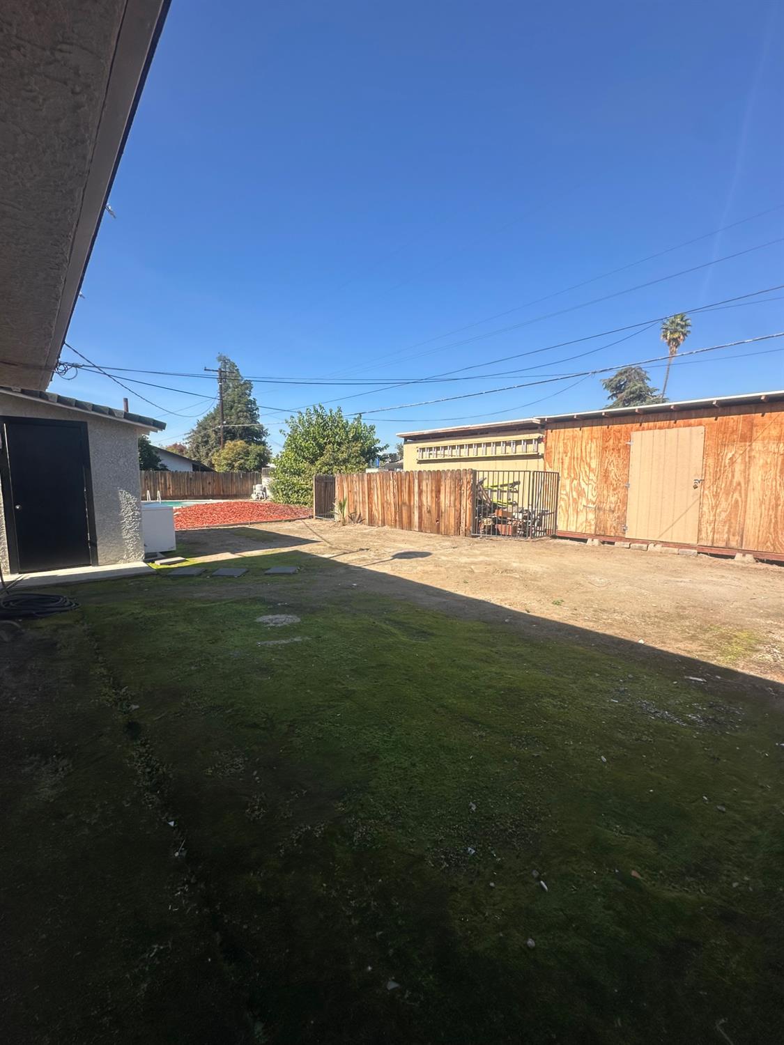 5545 E Washington Ave, Fresno, CA 93727