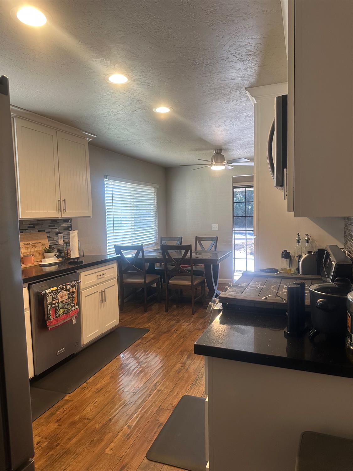 5545 E Washington Ave, Fresno, CA 93727