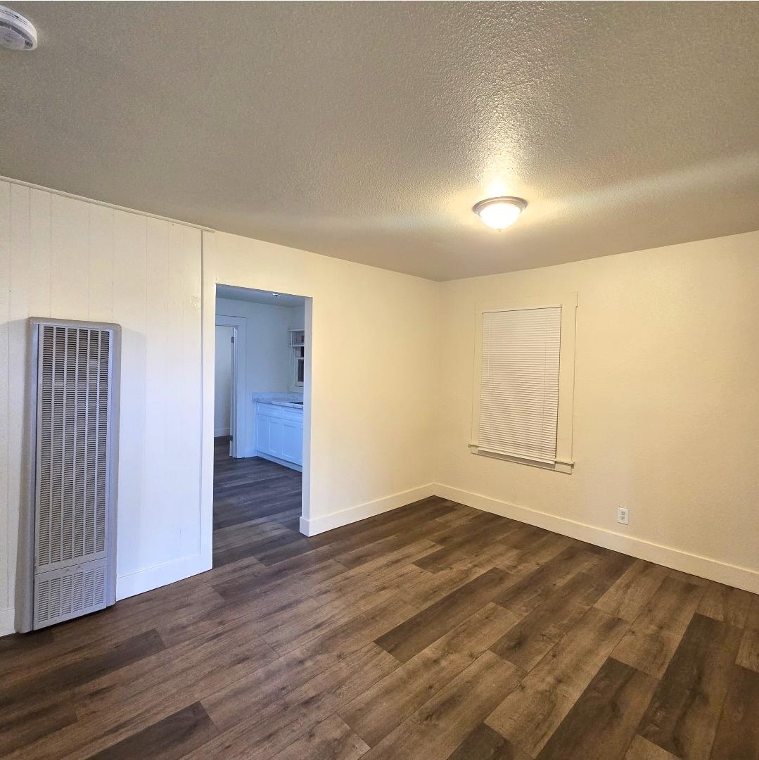 5251 N State St, Fresno, CA 93722