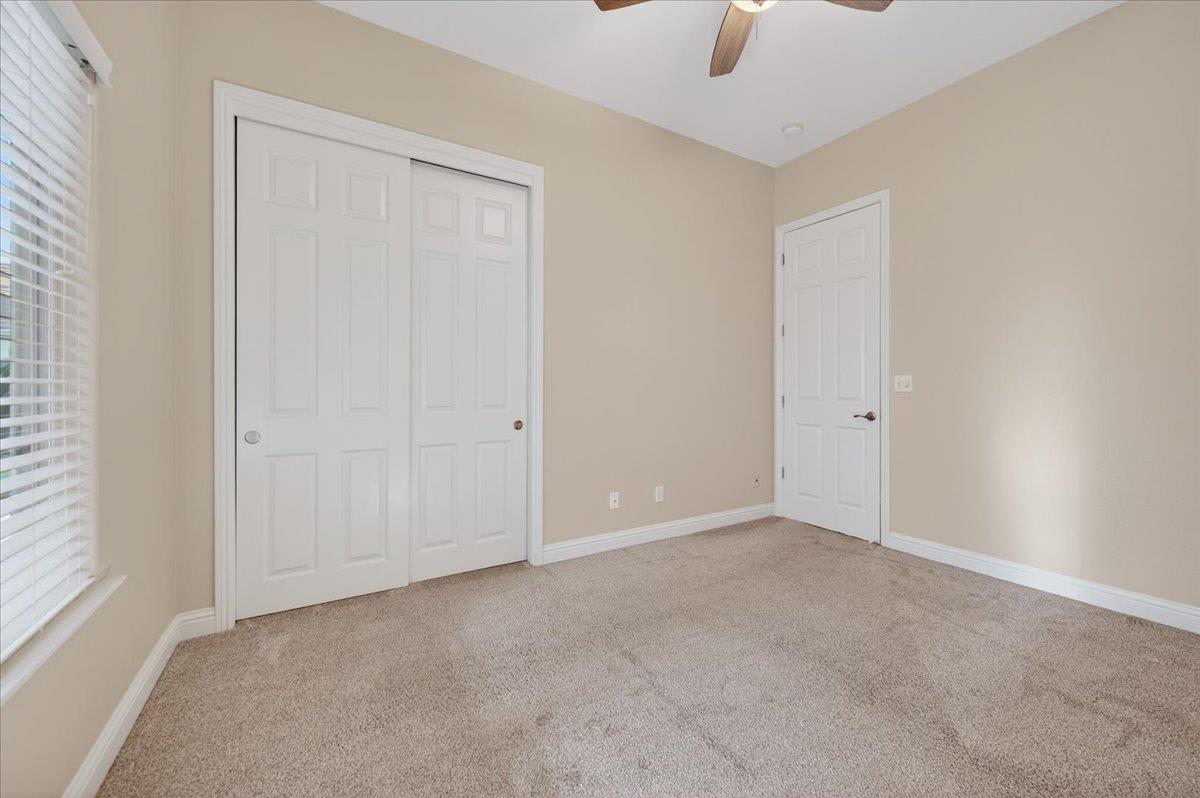 174 N Lind Ave, Clovis, CA 93612