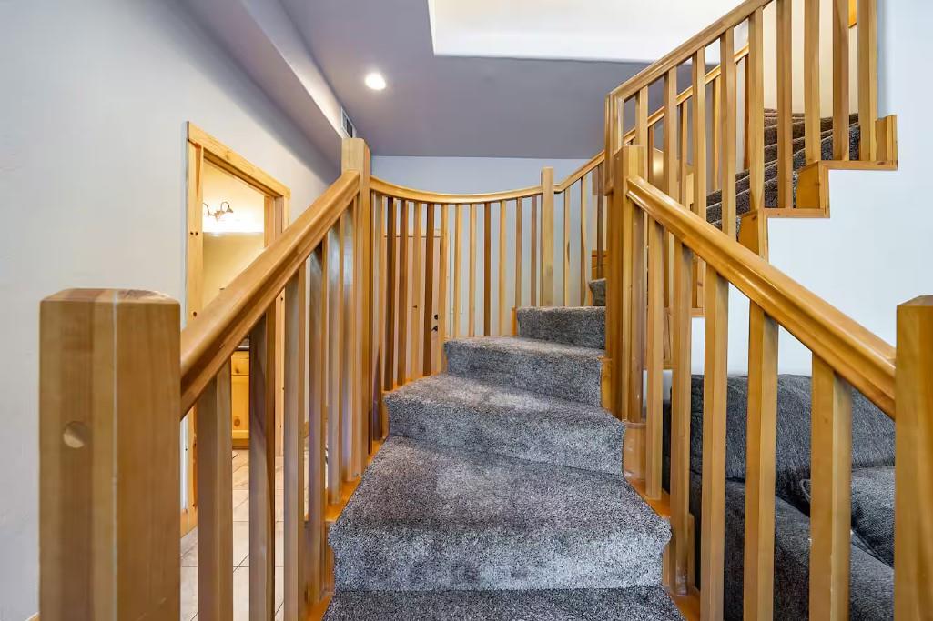 40836 Village Pass Ln, Shaver Lake, CA 93664