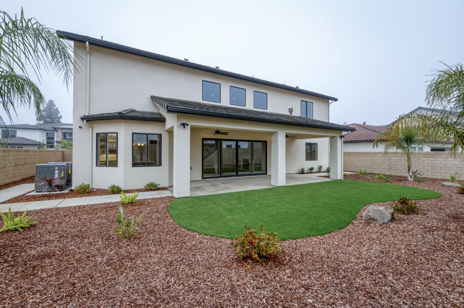 11574 N Range View Dr, Fresno, CA 93730