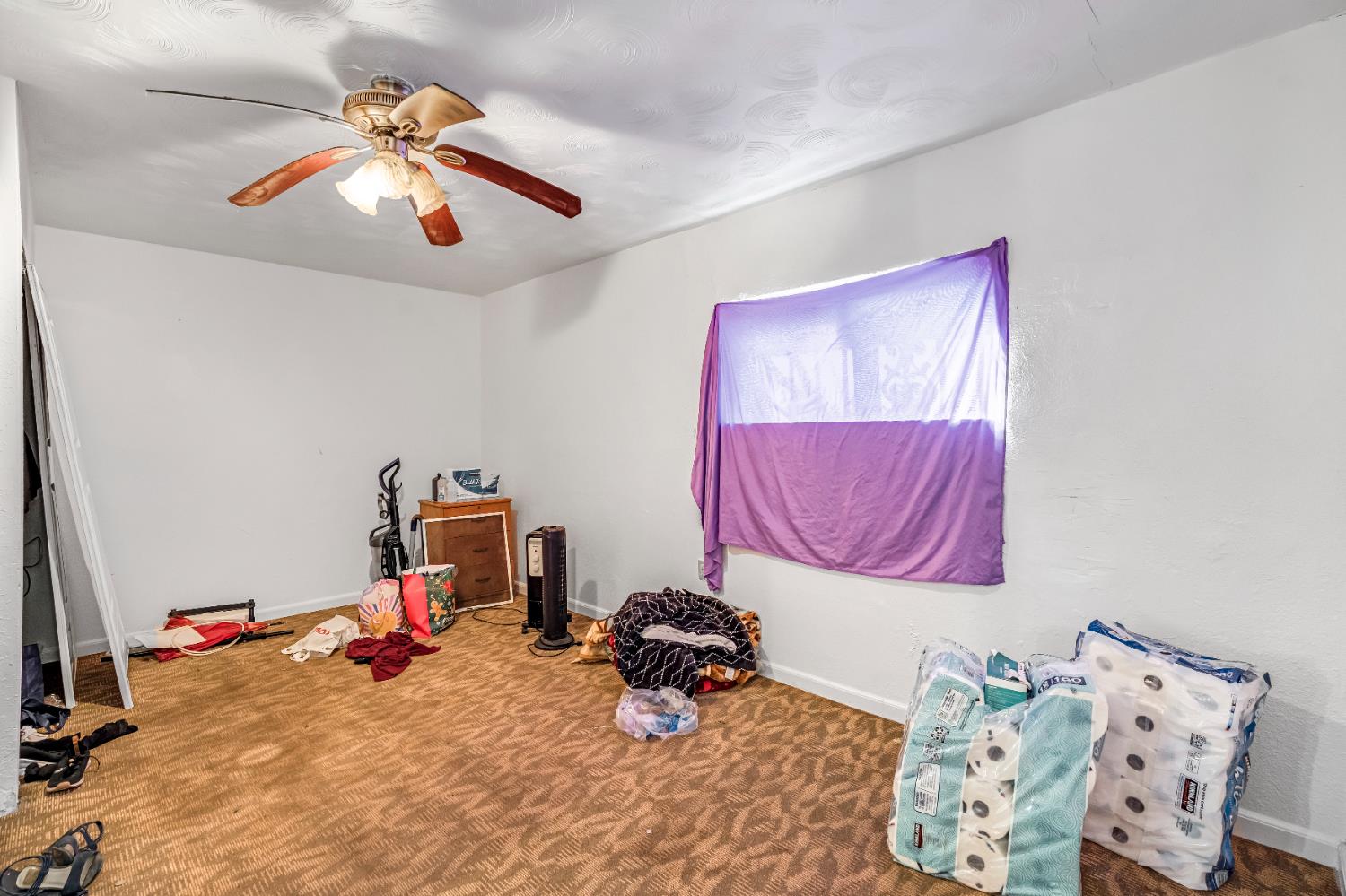 4136 E Madison Ave, Fresno, CA 93702