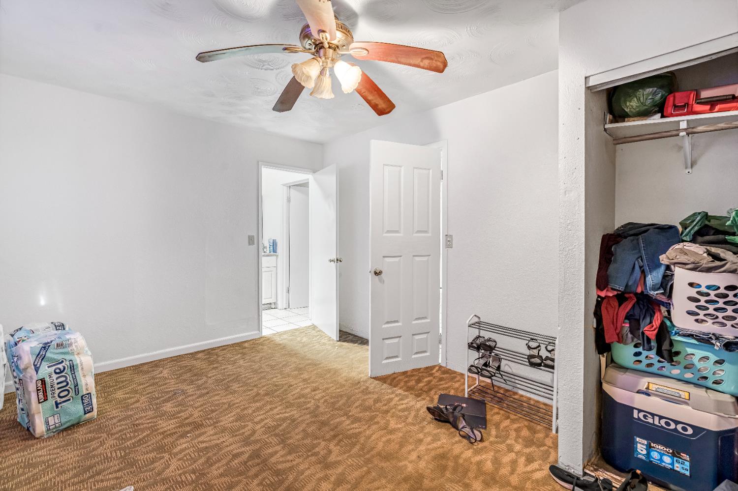 4136 E Madison Ave, Fresno, CA 93702