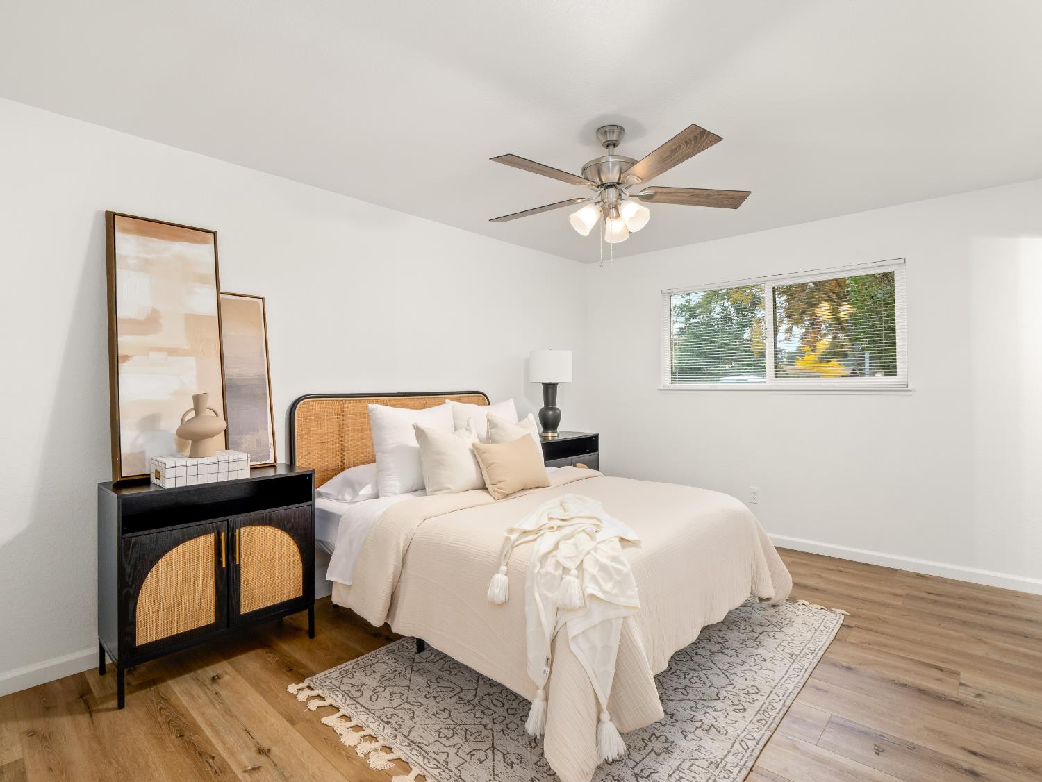 4557 N Sequoia Dr, Fresno, CA 93705