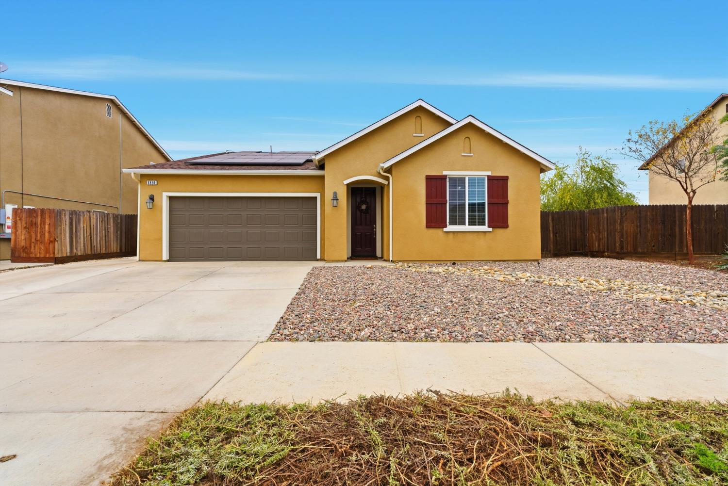 3934 E College, Visalia, CA 93292