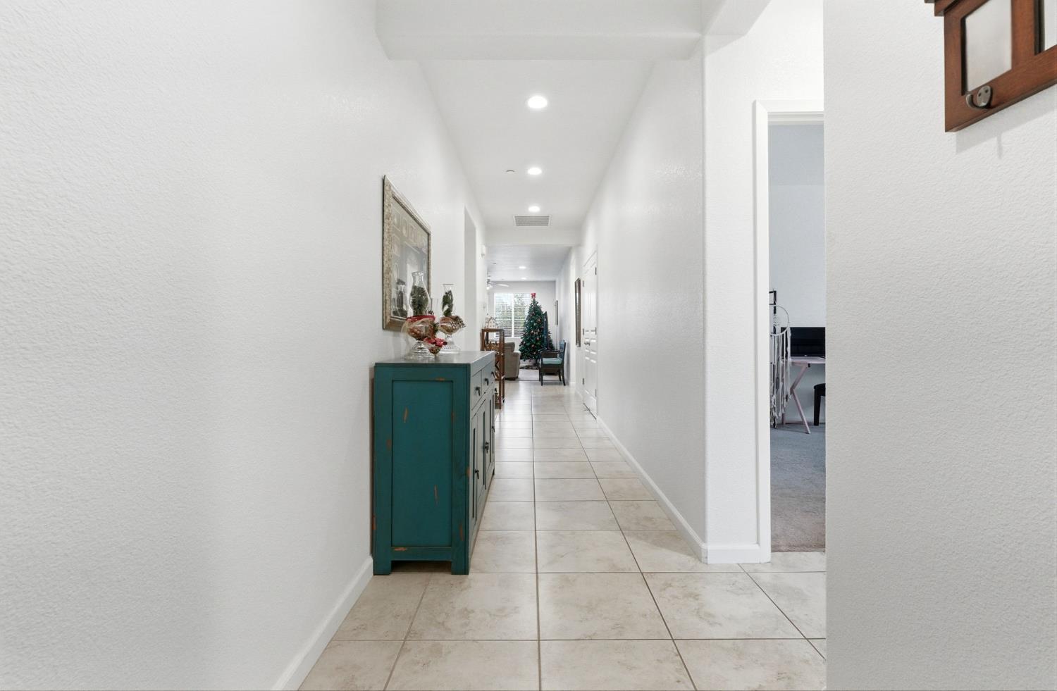 3934 E College, Visalia, CA 93292