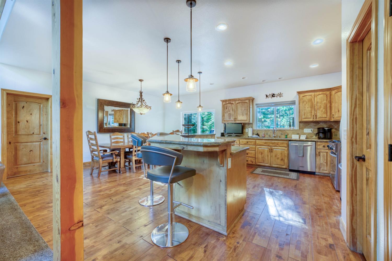 41891 Timber Ridge Rd, Shaver Lake, CA 93664