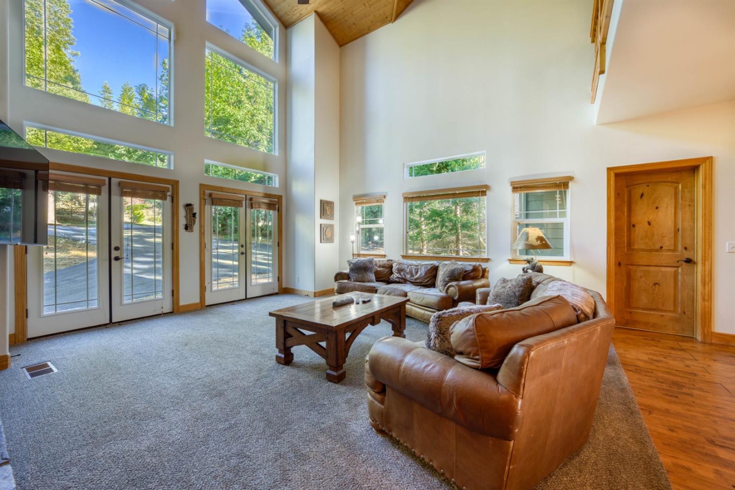 41891 Timber Ridge Rd, Shaver Lake, CA 93664