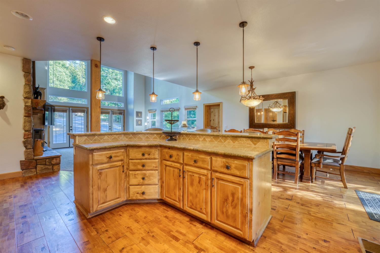 41891 Timber Ridge Rd, Shaver Lake, CA 93664