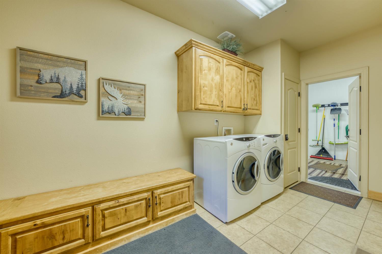 41891 Timber Ridge Rd, Shaver Lake, CA 93664