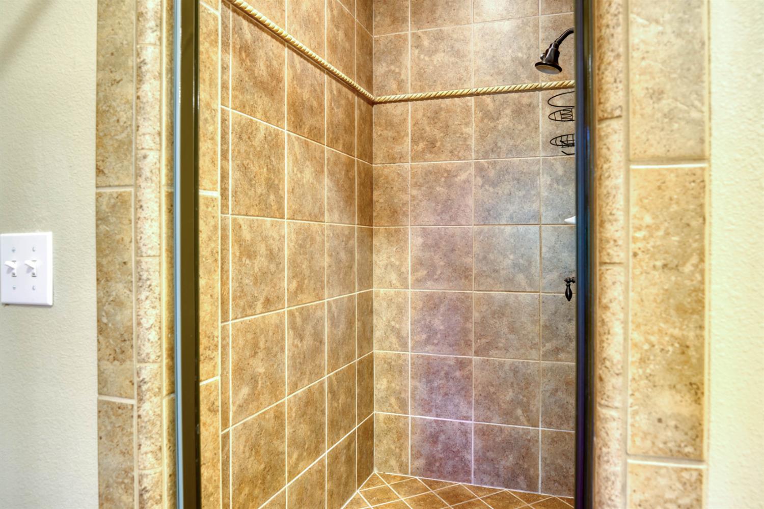 41891 Timber Ridge Rd, Shaver Lake, CA 93664