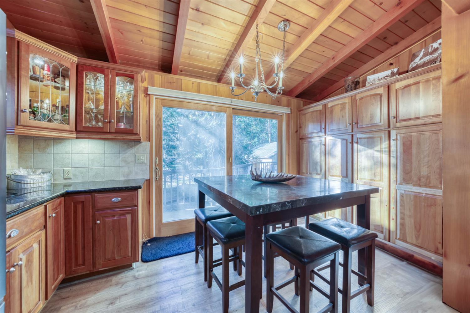 41958 Aspen Rd, Shaver Lake, CA 93664