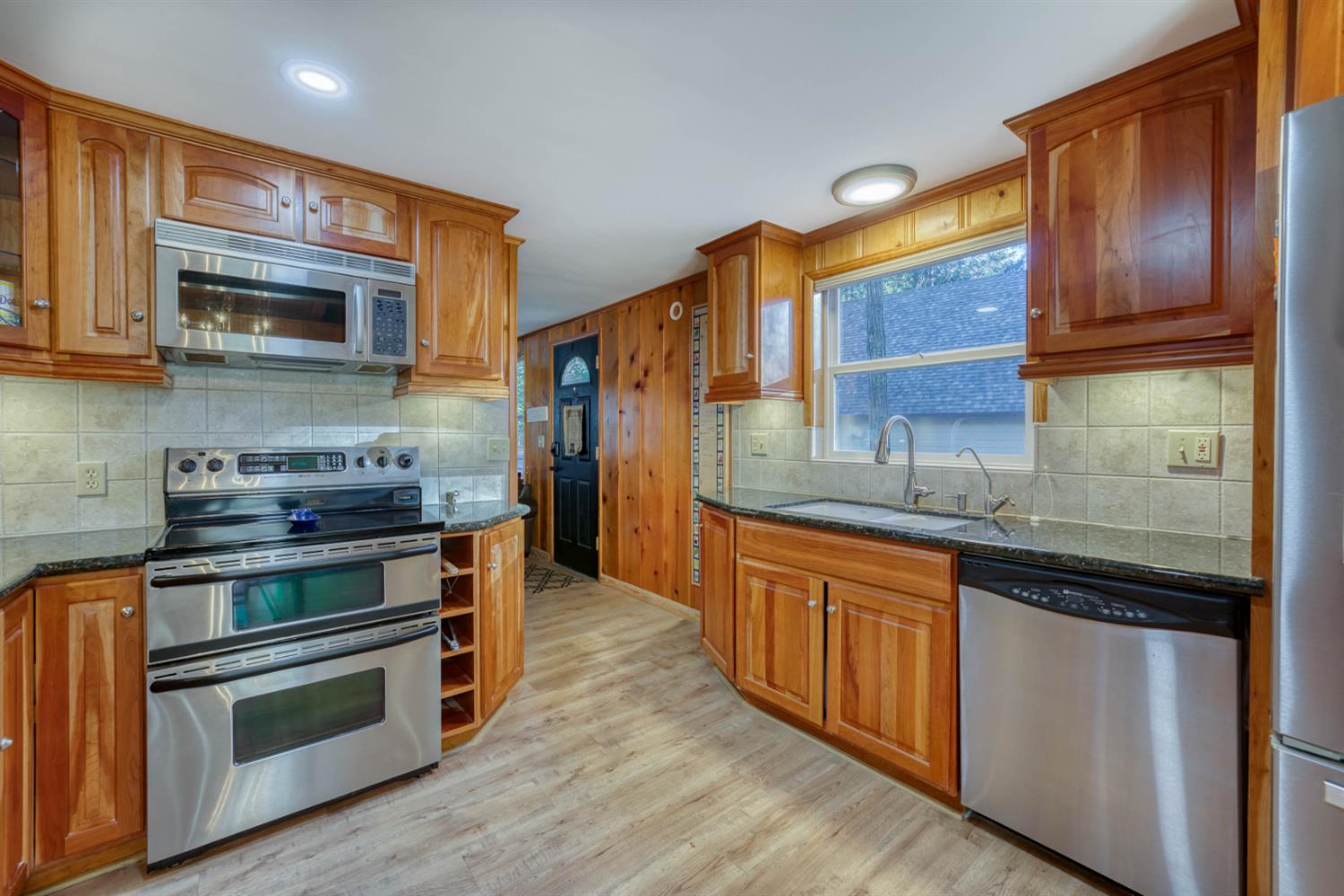 41958 Aspen Rd, Shaver Lake, CA 93664