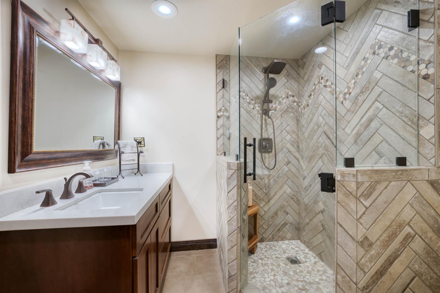 41958 Aspen Rd, Shaver Lake, CA 93664